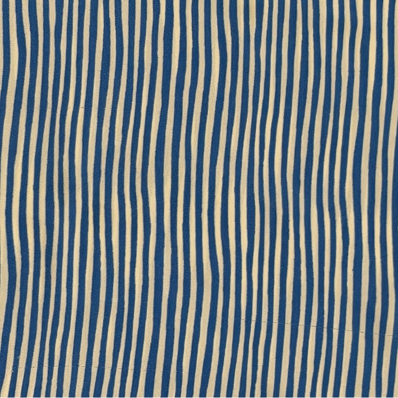 Banana Republic Elegant Blue Striped Short Sleeve Top Blouse Classic Style XS - Picture 7 of 8